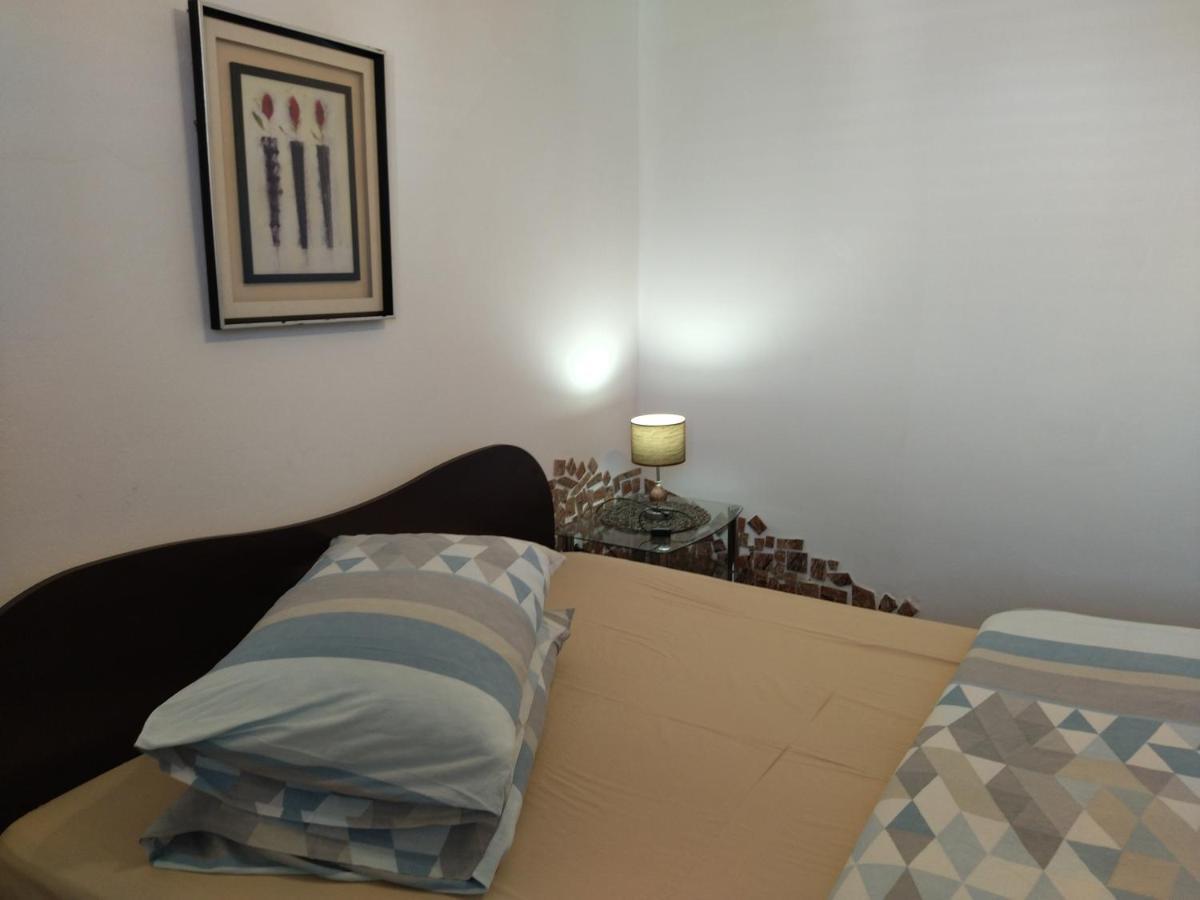 Apartments Maja I Mate Sućuraj Εξωτερικό φωτογραφία