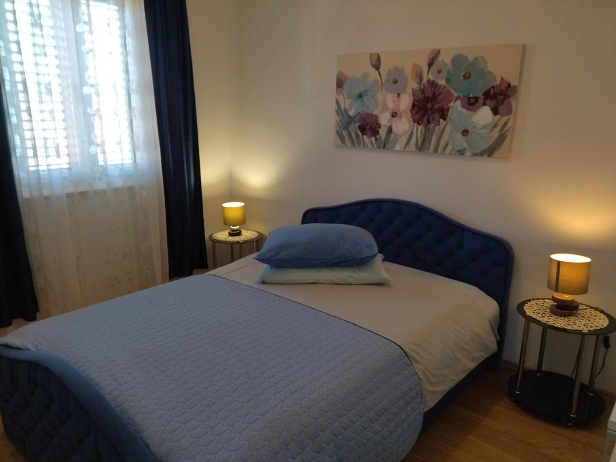 Apartments Maja I Mate Sućuraj Εξωτερικό φωτογραφία