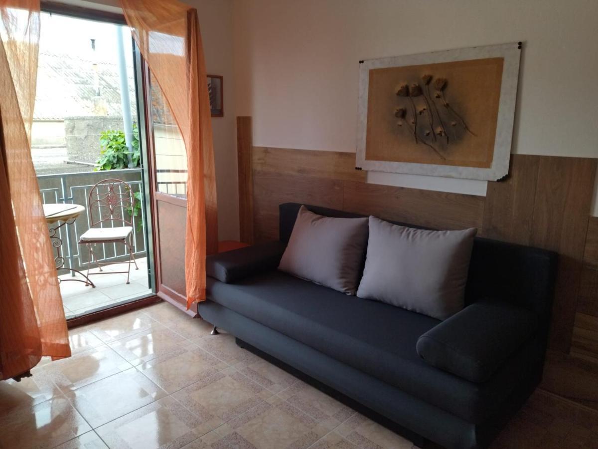 Apartments Maja I Mate Sućuraj Εξωτερικό φωτογραφία
