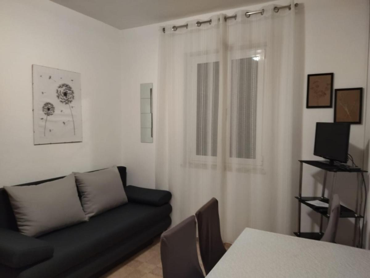 Apartments Maja I Mate Sućuraj Εξωτερικό φωτογραφία