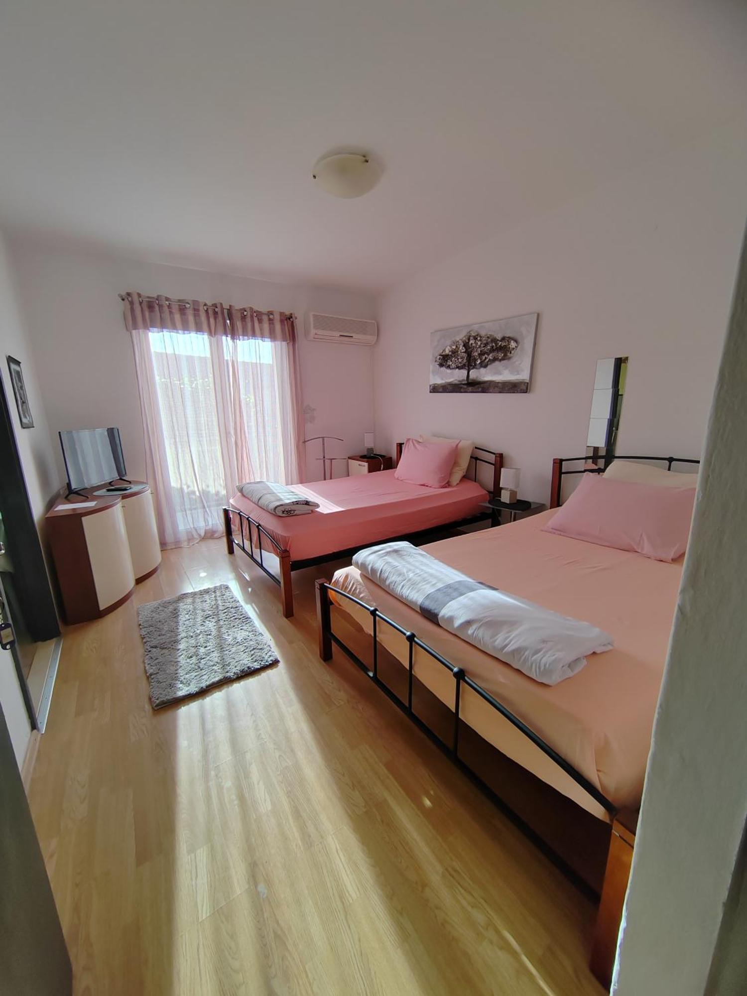 Apartments Maja I Mate Sućuraj Εξωτερικό φωτογραφία